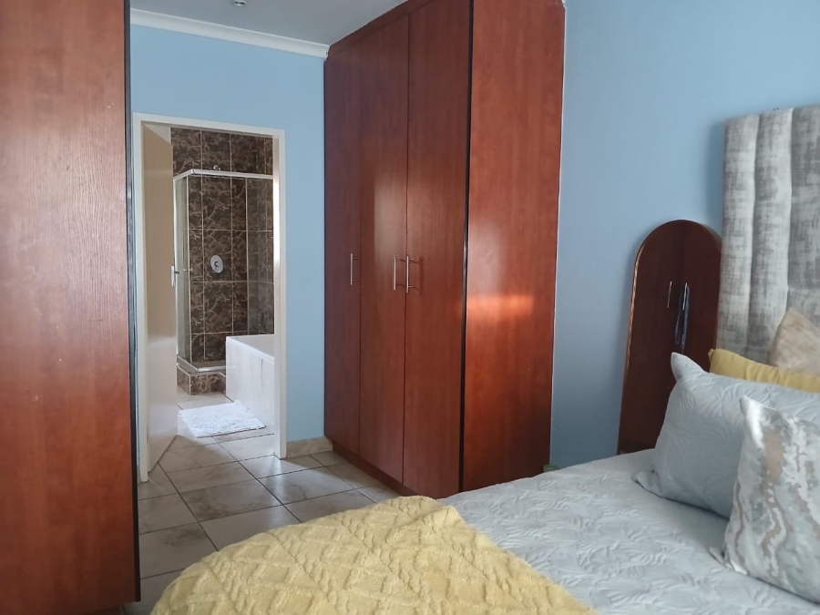 3 Bedroom Property for Sale in Waterval East North West